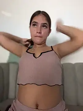 MiluRossee online show from March 25, 2026, 6:13 am