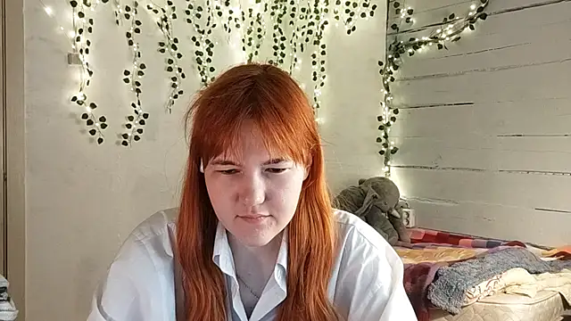 DinaFirebird online show from March 31, 2026, 5:09 am