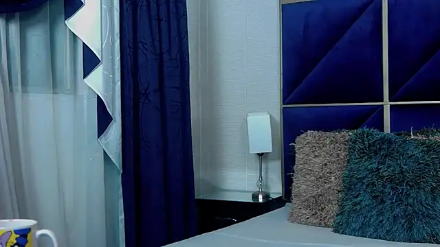 AmberDiamont online show from April 14, 2026, 7:19 pm