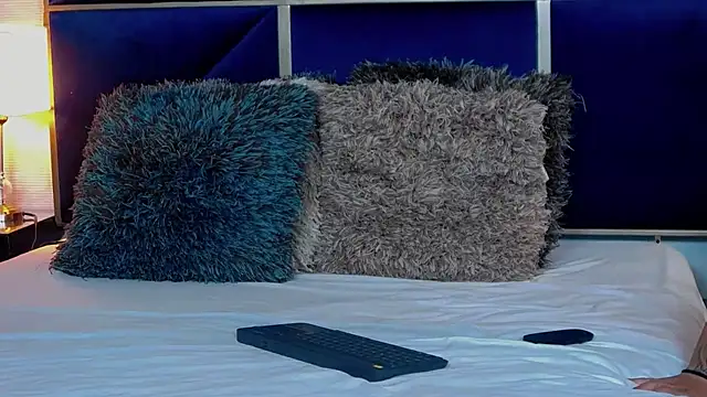 AmberDiamont online show from April 11, 2026, 7:17 pm