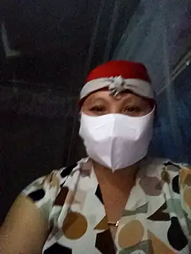 Snapshot of Heylen_hooo chatting on February 26, 2026, 1:55 pm Heylen hooo online show from February 26, 2026, 1:55 pm