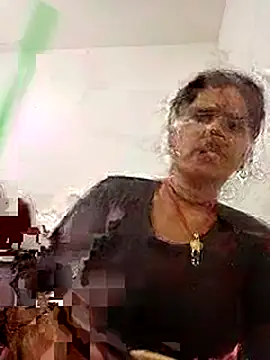 Hot chani online show from April 19, 2026, 11:44 am