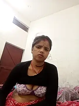 Hot chani online show from April 7, 2026, 7:10 am