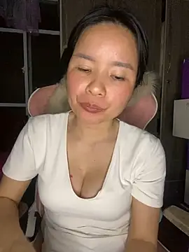 Ivy Trix2 online show from March 20, 2026, 3:02 pm