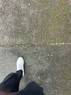 Snapshot of portostrip chatting on April 13, 2026, 3:27 pm portostrip online show from April 13, 2026, 3:27 pm