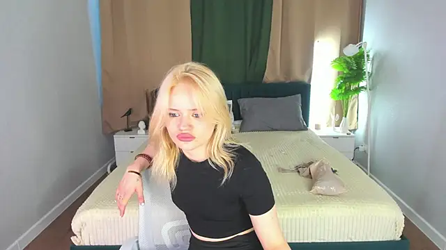 Tessa Ashe online show from June 5, 2026, 12:55 pm