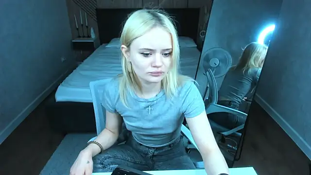 Tessa Ashe online show from April 7, 2026, 9:22 am