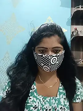 Snapshot of Hey__honey chatting on June 18, 2026, 7:40 am Hey honey online show from June 18, 2026, 7:40 am