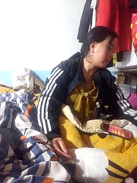 Candyk5 online show from March 12, 2026, 5:28 pm