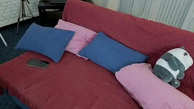 EmilyBlazee online show from March 16, 2026, 12:29 am