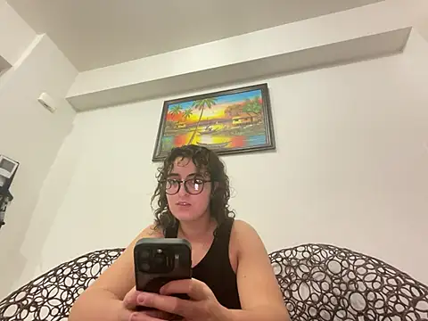 Snapshot of yassiestar chatting on March 1, 2026, 8:31 pm yassiestar online show from March 1, 2026, 8:31 pm