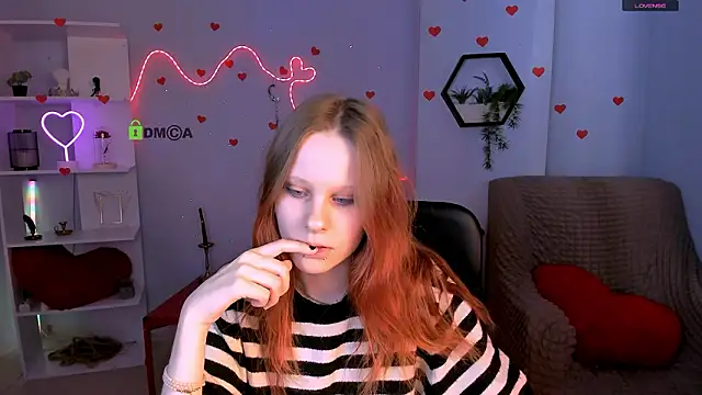 cassandra nik online show from March 27, 2026, 6:44 am