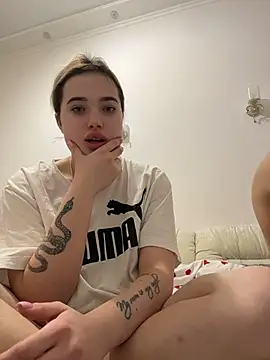 TiffanyCouture online show from March 3, 2026, 7:32 pm