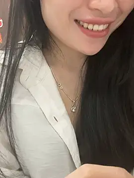 Snapshot of Tinn_tin chatting on May 25, 2026, 7:56 pm Tinn tin online show from May 25, 2026, 7:56 pm