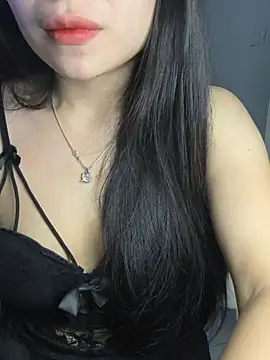 Snapshot of Tinn_tin chatting on April 19, 2026, 3:24 pm Tinn tin online show from April 19, 2026, 3:24 pm