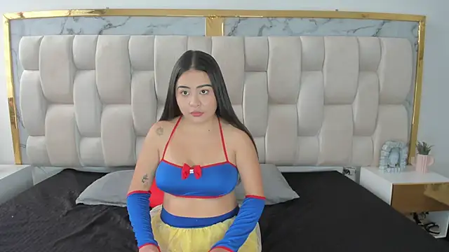 Ariia Monroee online show from April 2, 2026, 1:18 pm