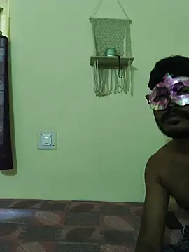 Sweet Cpl  online show from July 18, 2026, 9:51 am