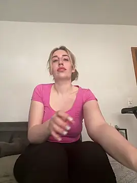 Snapshot of JuliaPrivat chatting on February 26, 2026, 9:53 am JuliaPrivat online show from February 26, 2026, 9:53 am