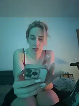 Snapshot of JuliaPrivat chatting on February 26, 2026, 9:59 pm JuliaPrivat online show from February 26, 2026, 9:59 pm