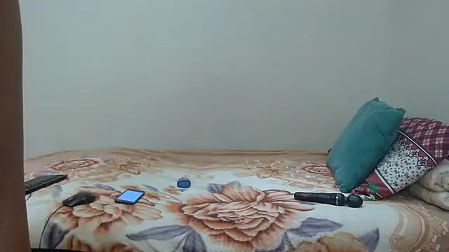 Freakycandy02 online show from March 19, 2026, 9:26 pm