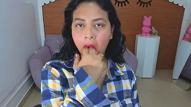 Kristen black T online show from February 25, 2026, 9:25 pm