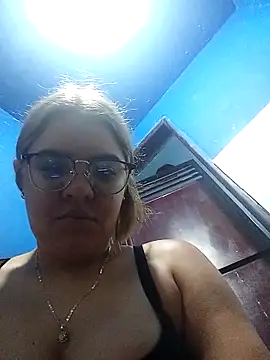 single kitten online show from March 21, 2026, 1:04 pm