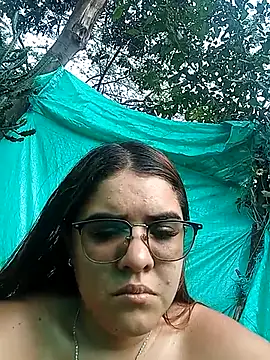 single kitten online show from March 19, 2026, 3:12 pm