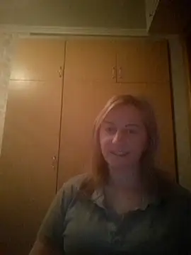 Snapshot of ChristinaYork chatting on April 21, 2026, 6:47 pm ChristinaYork online show from April 21, 2026, 6:47 pm