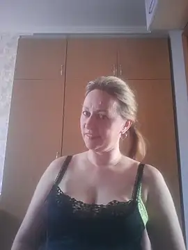 Snapshot of ChristinaYork chatting on May 14, 2026, 6:54 am ChristinaYork online show from May 14, 2026, 6:54 am