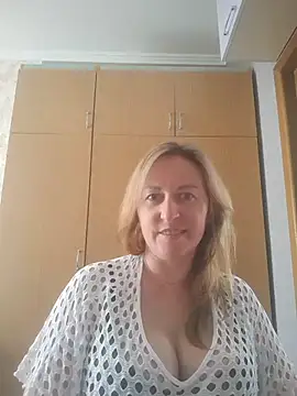 Snapshot of ChristinaYork chatting on May 28, 2026, 12:11 pm ChristinaYork online show from May 28, 2026, 12:11 pm