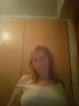 Snapshot of ChristinaYork chatting on May 8, 2026, 8:01 pm ChristinaYork online show from May 8, 2026, 8:01 pm