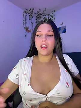 aurora bela online show from August 8, 2026, 5:47 am