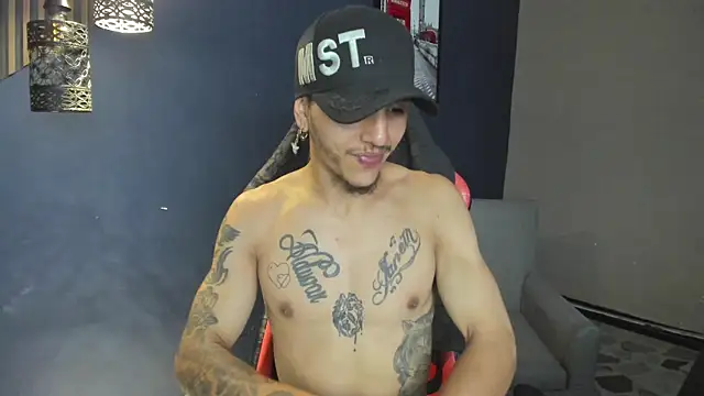 DanteLuxx online show from April 2, 2026, 4:08 am