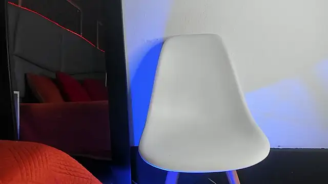 Snapshot of RashoomQueen chatting on March 3, 2026, 7:32 pm RashoomQueen online show from March 3, 2026, 7:32 pm