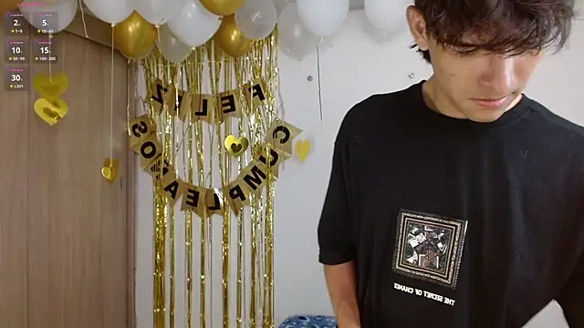 noah millerx online show from May 23, 2026, 3:27 am