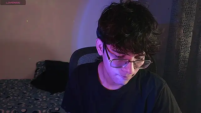 Snapshot of noah_millerx chatting on February 27, 2026, 5:51 am noah millerx online show from February 27, 2026, 5:51 am