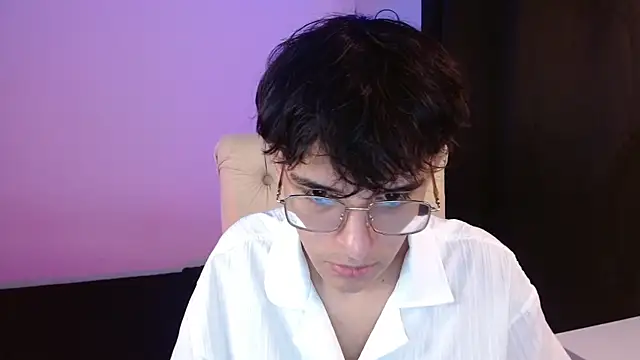 Snapshot of noah_millerx chatting on July 20, 2026, 9:06 pm noah millerx online show from July 20, 2026, 9:06 pm