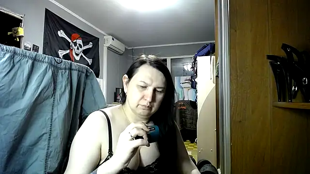 EvaBeautyXx online show from March 24, 2026, 9:04 pm