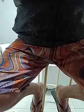 Snapshot of UrsoBissexualPauGrosso chatting on March 3, 2026, 3:57 am UrsoBissexualPauGrosso online show from March 3, 2026, 3:57 am