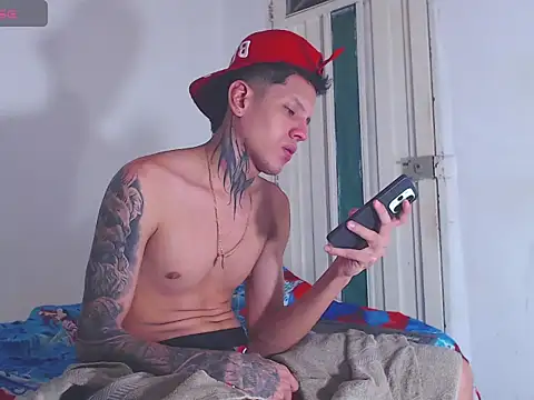 Snapshot of gabriel_reyes21 chatting on July 20, 2026, 5:48 am gabriel reyes21 online show from July 20, 2026, 5:48 am