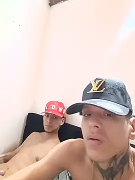 Snapshot of gabriel_reyes21 chatting on July 10, 2026, 10:32 pm gabriel reyes21 online show from July 10, 2026, 10:32 pm