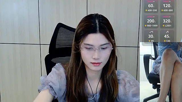 zhen-68 online show from July 13, 2026, 1:38 am
