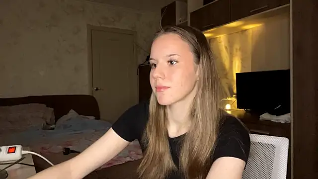 Snapshot of PrettyReal chatting on March 3, 2026, 8:10 am PrettyReal online show from March 3, 2026, 8:10 am