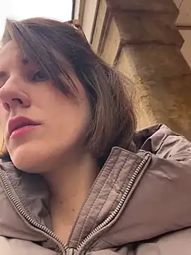 Kamorana online show from March 8, 2026, 10:07 am