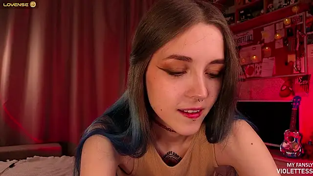 violettess online show from March 26, 2026, 2:37 pm