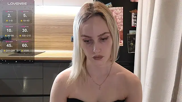 Bella Villen online show from July 18, 2026, 5:21 pm