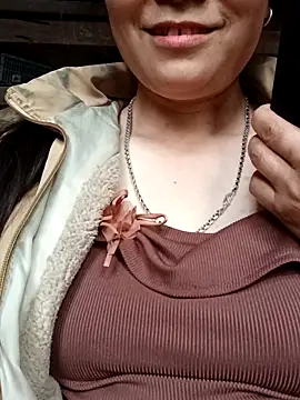 Lindxx-hot online show from March 8, 2026, 2:04 am