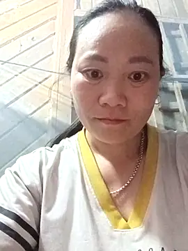 Lindxx-hot online show from April 5, 2026, 7:53 pm