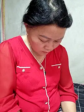 Snapshot of phay79 chatting on March 3, 2026, 8:21 am phay79 online show from March 3, 2026, 8:21 am