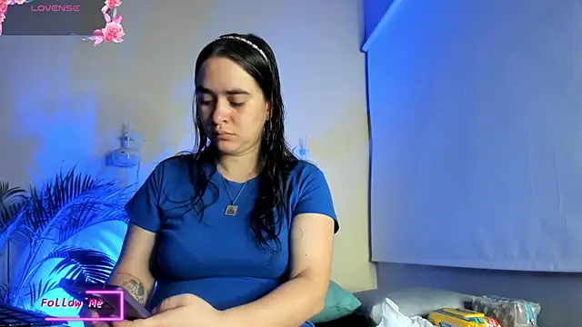  VALERIAGOMEZ online show from April 7, 2026, 11:12 am